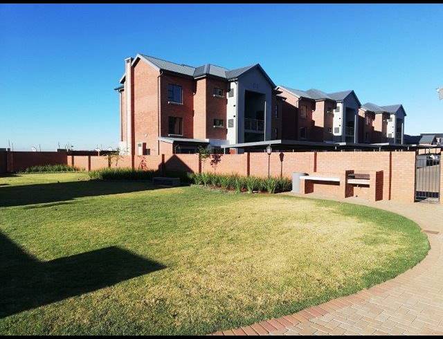 2 BEDROOM APARTMENT FOR SALE IN IRENE